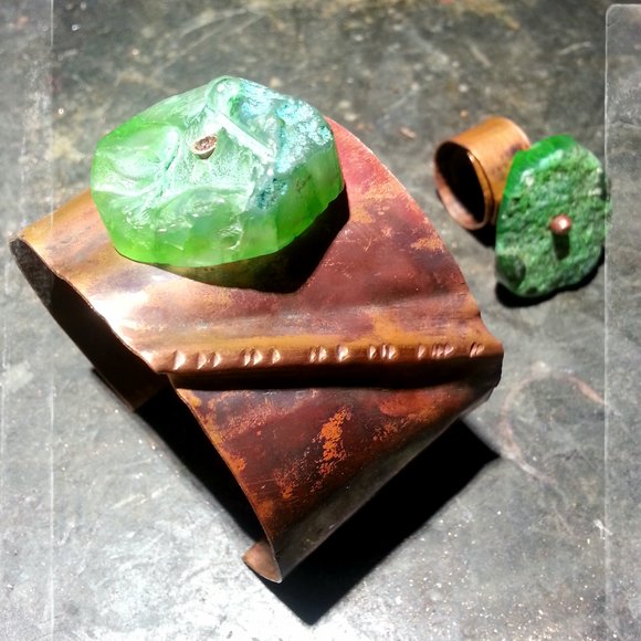 Copper cuff and ring with green stone 