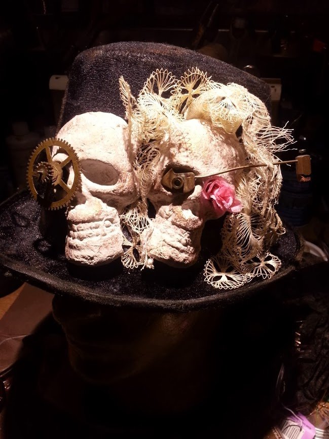 Steampunk day of the dead skull top hat