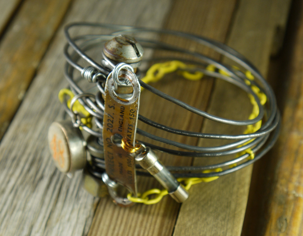 Industrial steam punk steel wire bracelet