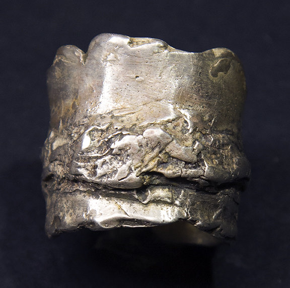 rustic terrain carved ring