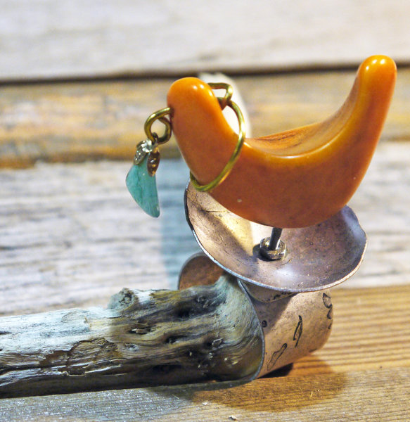 Adjustable base metal ring with orange tagua nut